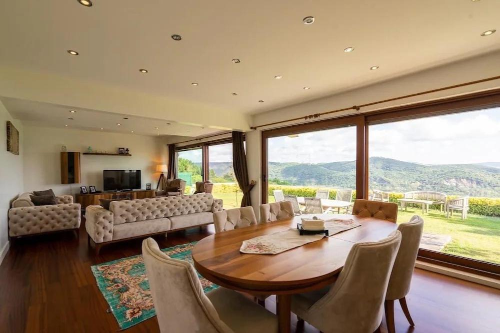Beykoz بيكوز 3+2 مطلة على البحر